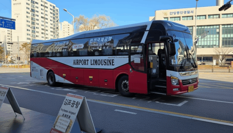 Incheon Airport to Seoul by Airport Limousine Bus, seen from outside