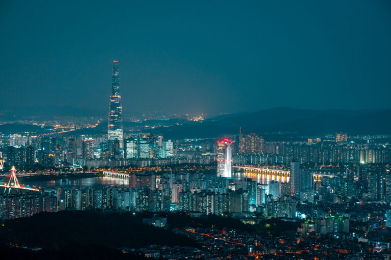 Where to Stay in Seoul: 7 Areas for First-Time Travelers — Part 2 (Itaewon, Gangnam, Jamsil)